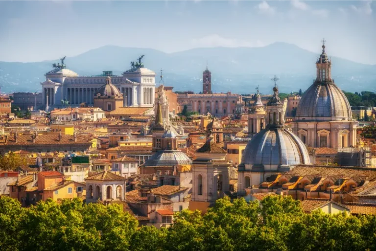 Rome Skyline With Altar Of The Fatherland